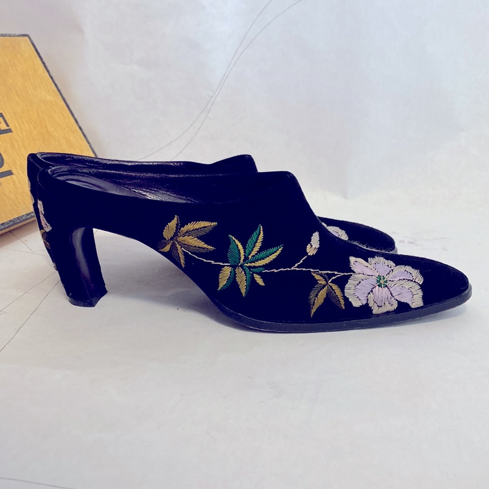 Fendi shoes - Picture 2 of 8